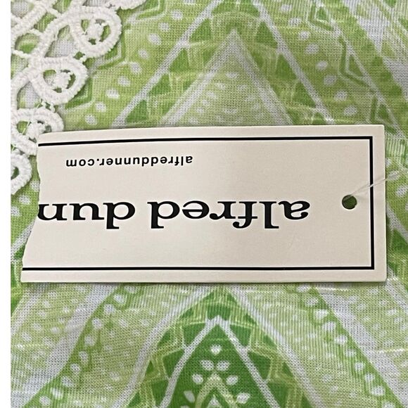 Alfred Dunner Large NWT Pullover Top Summer Spring Green Ombre Knit Lace Overlay - Picture 6 of 9